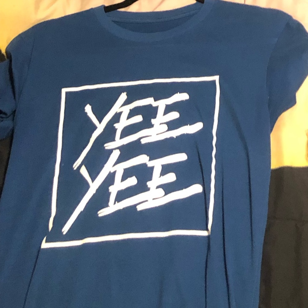 Square YeeYee Logo